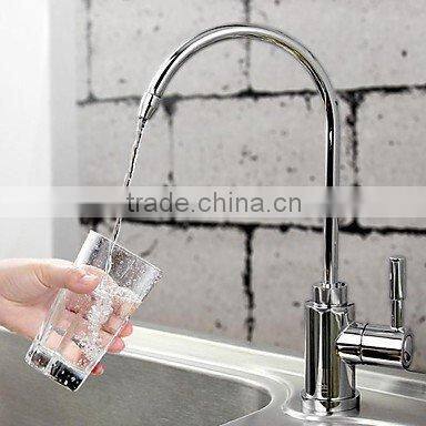 China Kitchen Faucet Kitchen Appliance