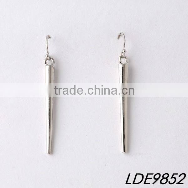 Elegant round with stick sample bar silver earrings