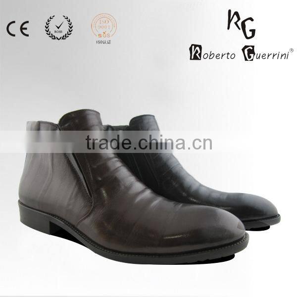 Genuine Leather boot made in China