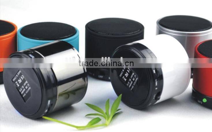 2014 best price portable wireless mini music s10 bluetooth subwoofer speaker for mobile phones with fm radio/tf/usb
