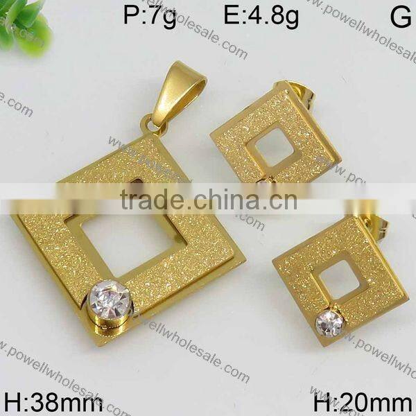 Hot gold color 22k gold stainless steel jewelry set china wholesale