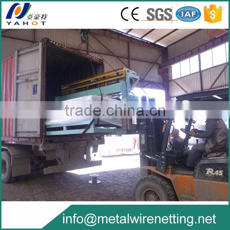 Line of welding for production of a masonry grid