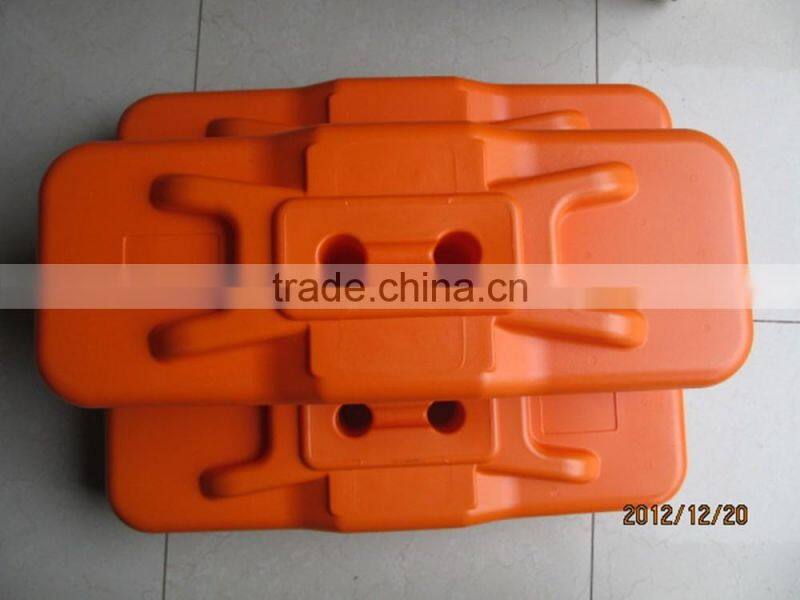 2016 the best selling Orange HDPE outdoor fencing feet/foot/base