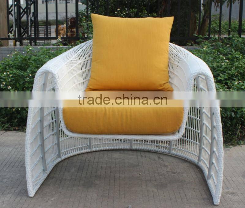 Outdoor Garden Furniture White Rattan Chair