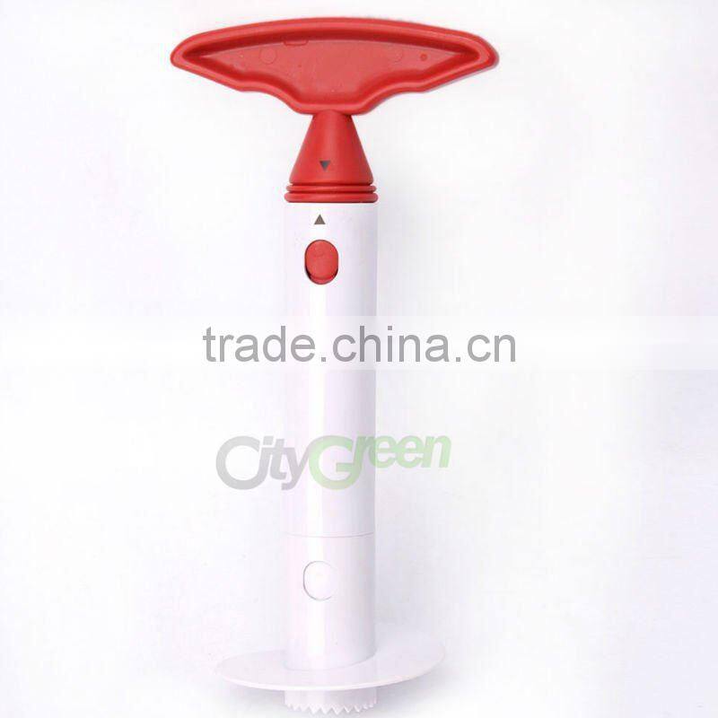 Handheld Cylindrical Pineapple cutter with Circular blade