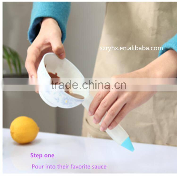 Hot sale Silicone Macaron Cake Decorating Pen with 3 Nozzles Set Kit Baking Tool