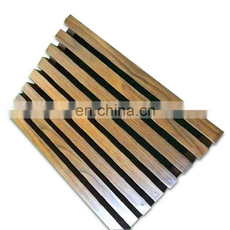 Wood Color Aluminum Alloy Roof Trellis Screen Metal Main Gate For Outdoor Decoration