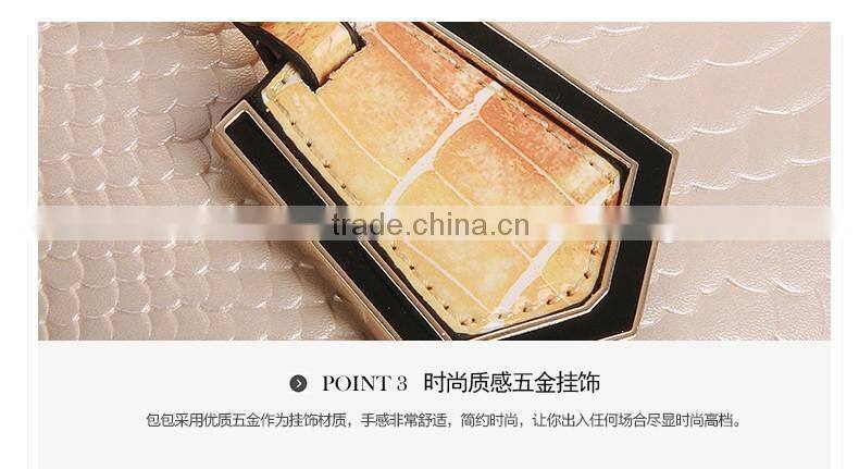 Fashion snake skin pattern ladies' leather handbag at low price