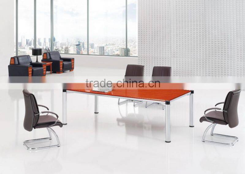 Traditional 6- seater meeting room table/conference table
