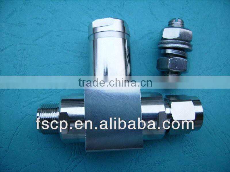 Quarter Wave Stub Lightning Protector