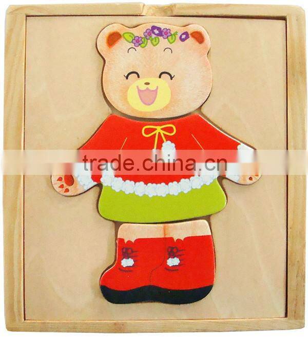 Wooden bear family Dress-up puzzle