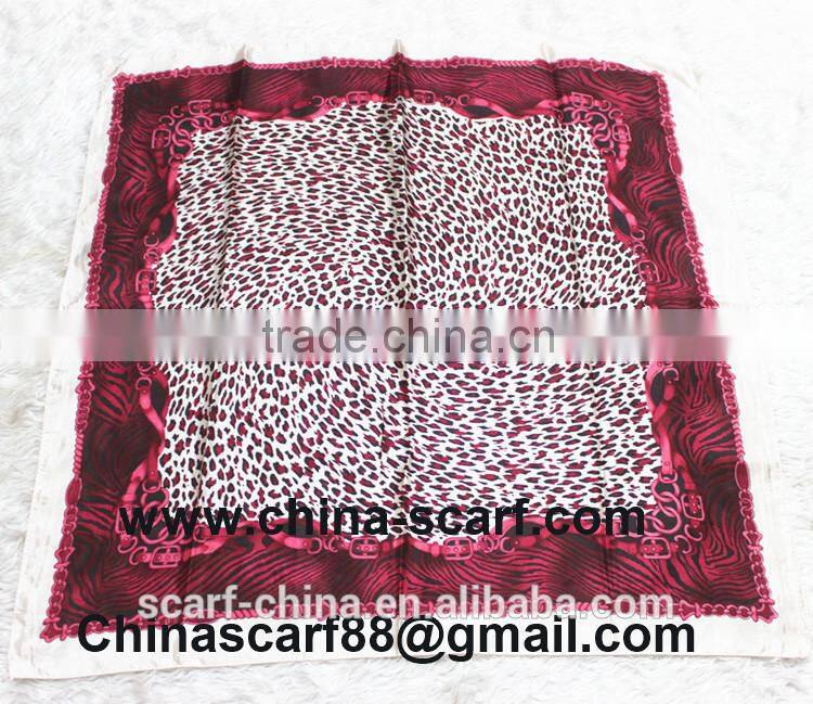 Silk scarf leopard print