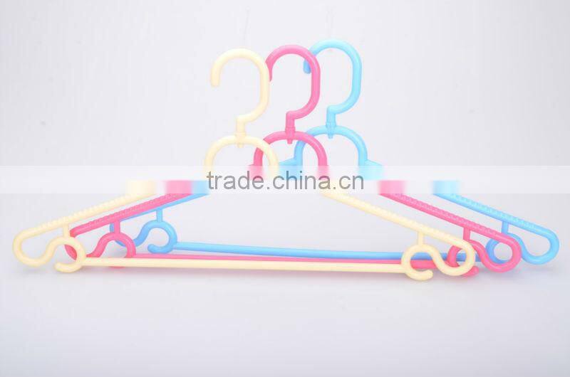 LEC-P5009 plastic clothes hanger machine