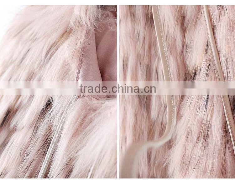 Wholesale High Quality Women Winter Knitted Raccoon Fur Shawl with Round Collar and Fur Balls
