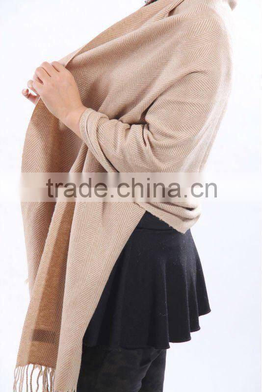 winter use pure camel wool herringbone shawl