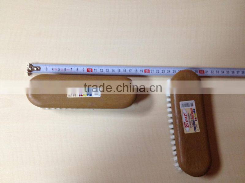 clothes brush cheap in display box very good quality