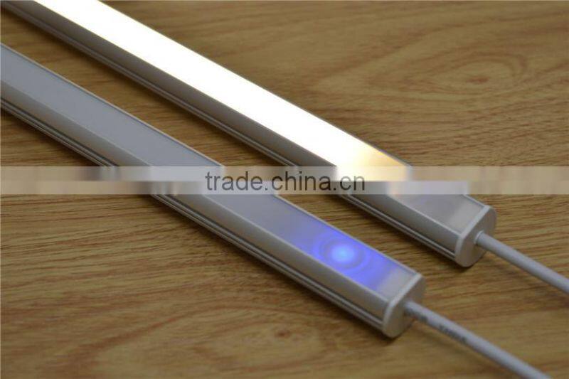 Switch Touchable IP40 100cm Length 1700Lm Led Round Linear Light