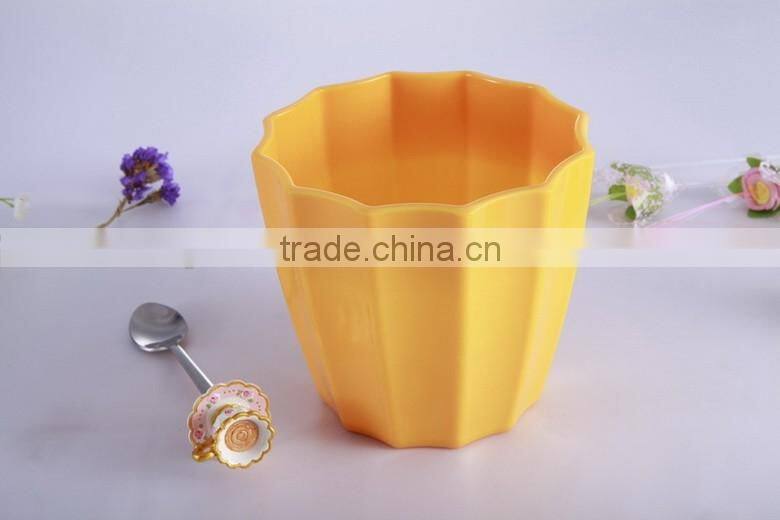 Modern Abstract Waves Design colorful melamine Flower Plant Container / Decorative Outdoor Planter Pot, planter metal flower pot