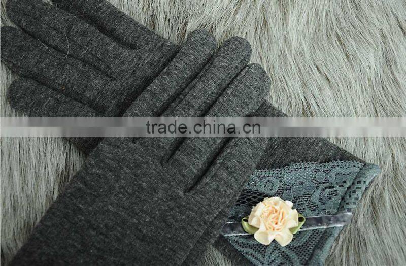 Womens Lace Gloves Winter Warm Wrist Gloves Ladies Touch Screen Mittens