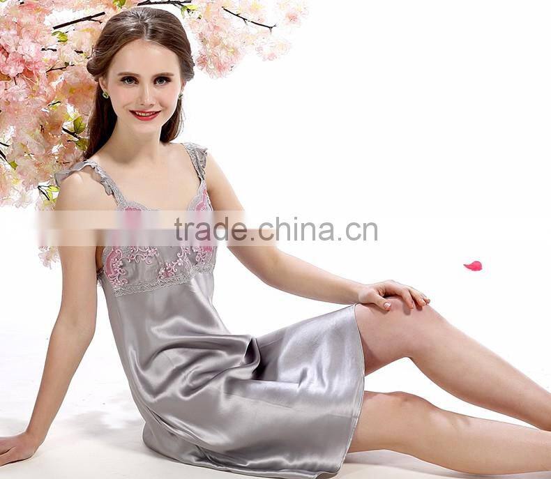 2016 latest comfortable sexy wholesale two suits elegant silk pajama for women