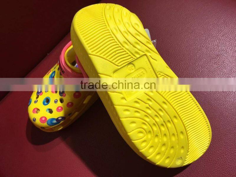 GZY wholesale overstock shoes hollow African anti-slip summer comfort 2017