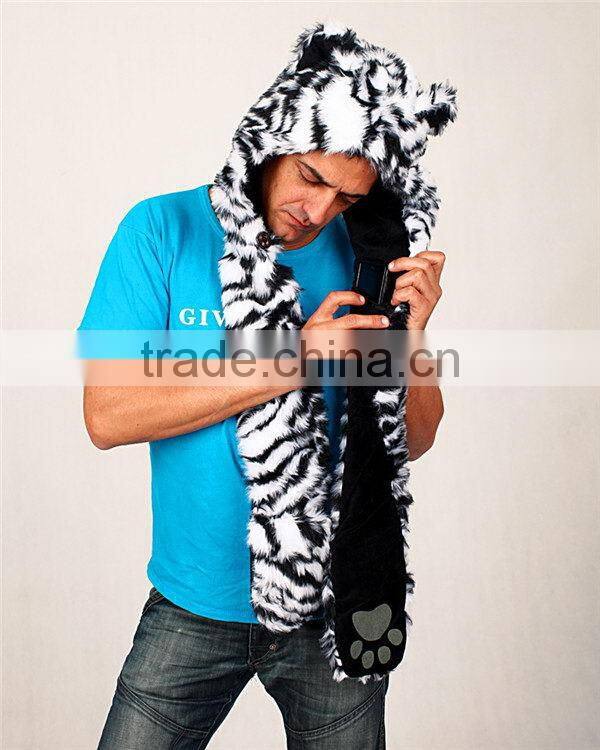 Super quality useful comfortable funny animal hood hat and scarf