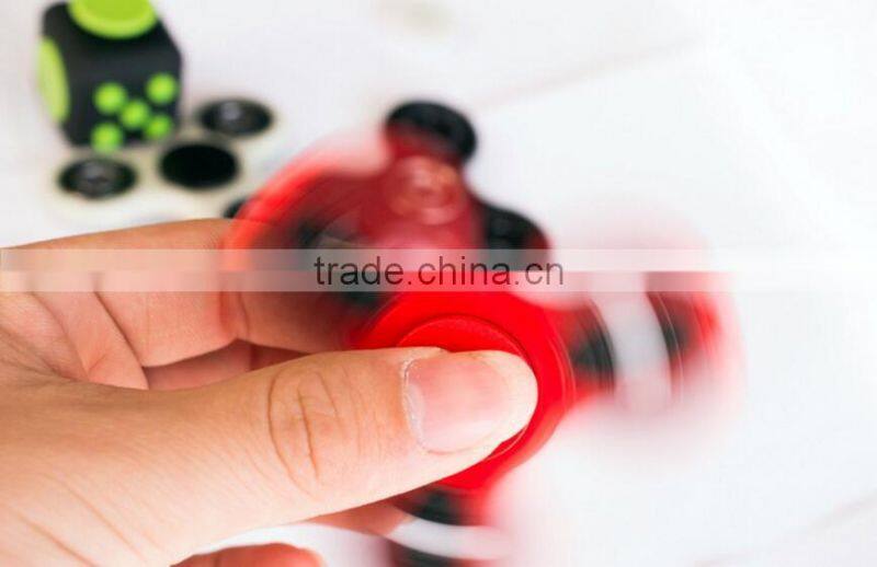 Wholesale New Creative Desk Anti Stress Finger Spinner Top Sensory Toy Cube Gift Fidget Spinner for Children Kid