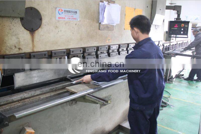 FK-332 Automatic Grinder Type Meat Fish Mincer Paste Making Mincing Machine with table size