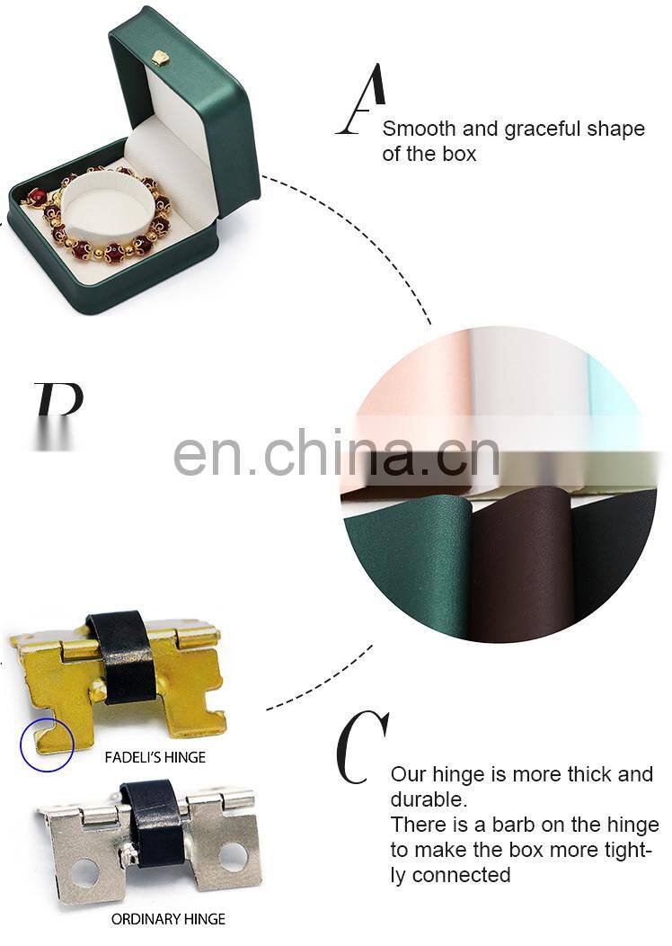 Best selling high quality custom logo  jewelry packaging box portable travel box bracelet box