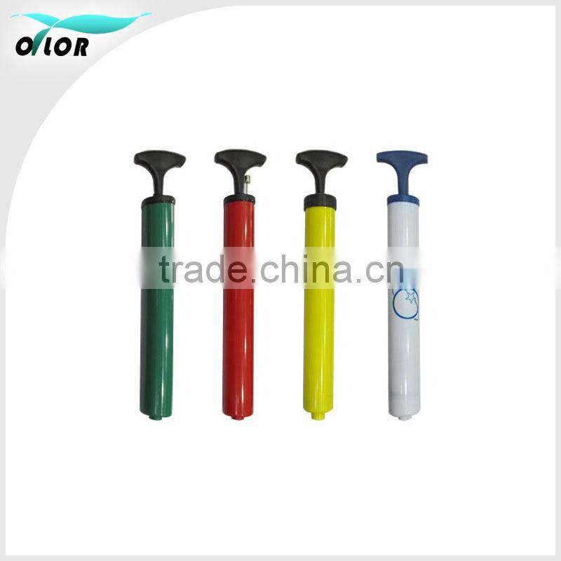 Custom hotsellng wholesale mini football air pumps