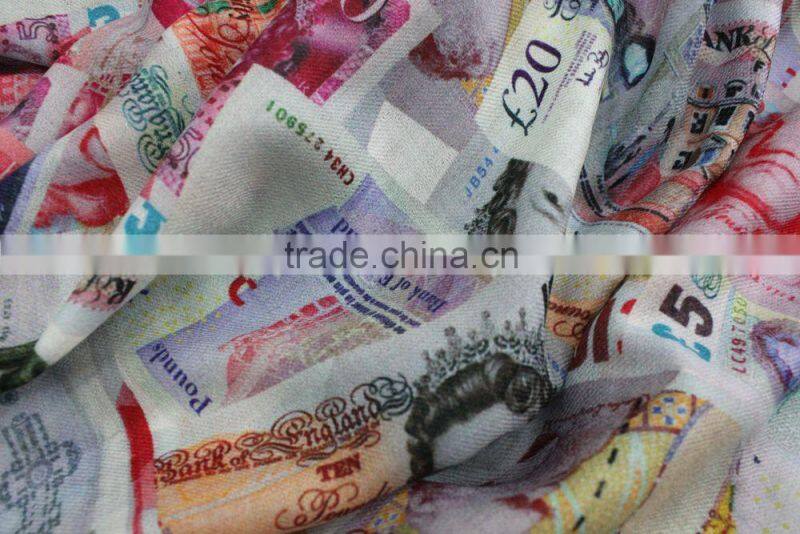 High quality wool scarf with soft handfeel