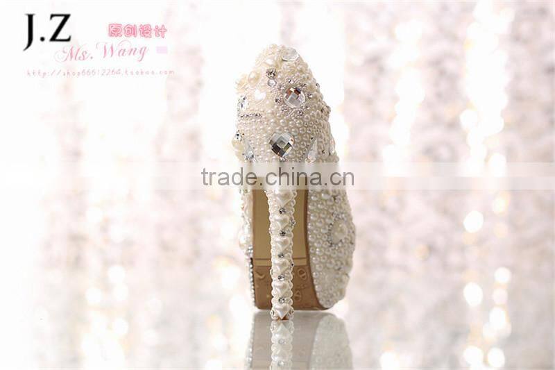 fashion hotsale bridal wedding shoes inside cover plarform beautiful wedding shoes for women