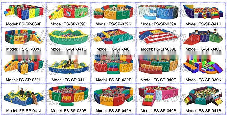 FS-SP-040A customized eco-friendly PVC & EPE & Wood kids round indoor pool flooring with sea-balls