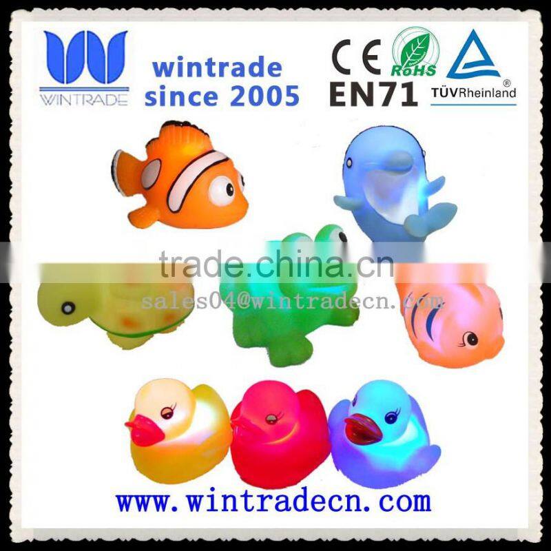 flashing bath animal babies toy floating and flashing bath toy