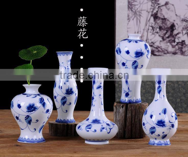 Hot sales Jingdezhen made beauty blue and white porcelain vase