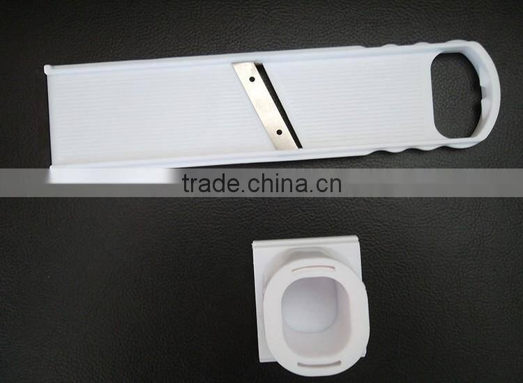 Professional plate-type manual garlic chopper