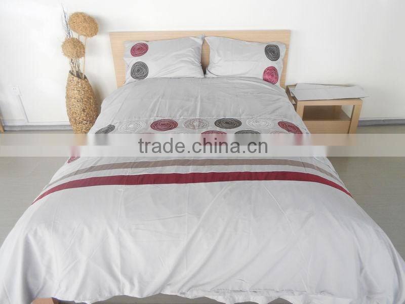 100% Polyester White Microfiber Bedroom Set,Embroidery Duvet Cover Set