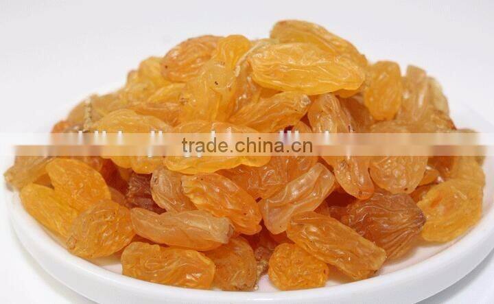 AD sweet dried golden raisins