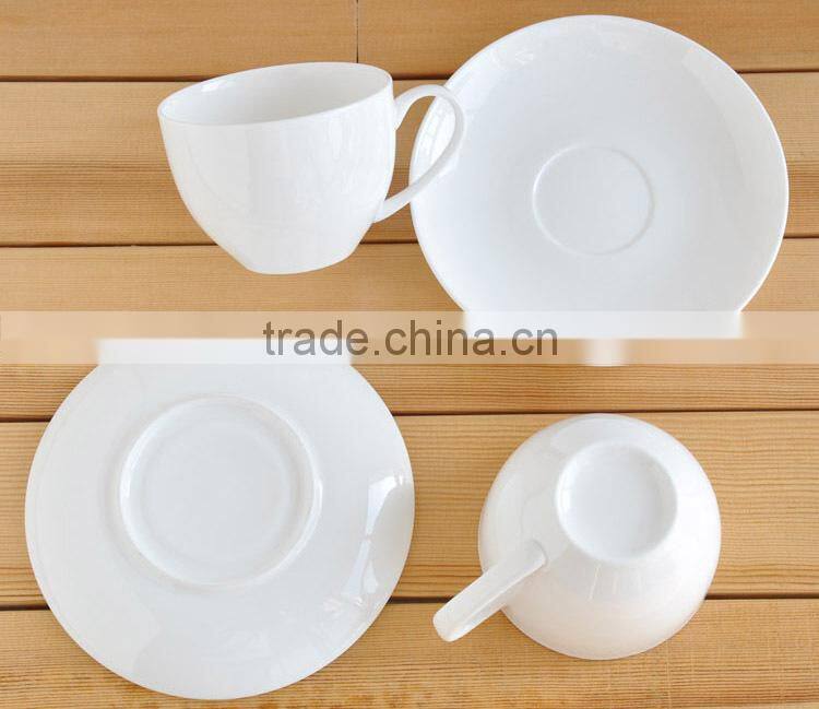 Haonai new style high quality hot sale porcleain tea cup and saucer sets