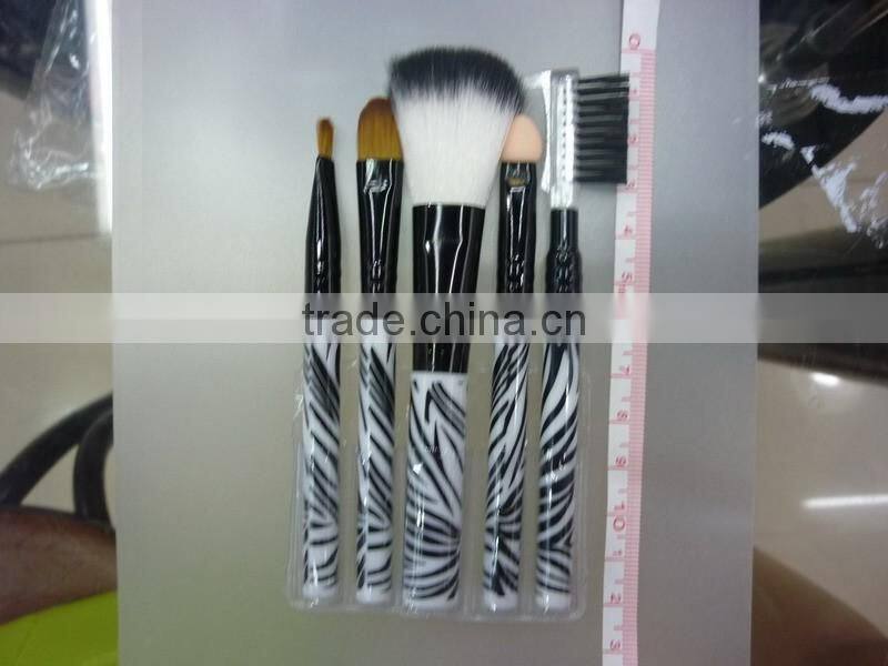 cheap eyeshadow brush make up brush,beauty cosmetic brush eyeshadow brush ,with multicolor handle