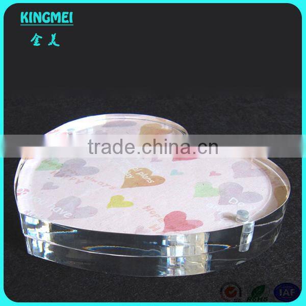 2015 Custom Wholesale Romantic Acrylic Heart Shaped Magnetic Photo Frame