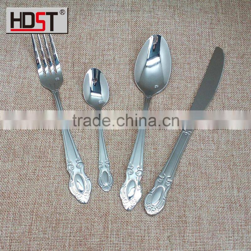 2016 years alibaba Hot selling Delicate wooden boxes 24pcs stainless cutlery set