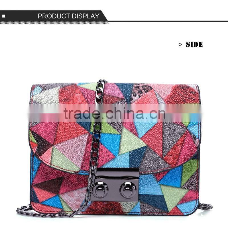 New Women Messenger Bags Vintage Small Leather Handbag Casual Bag