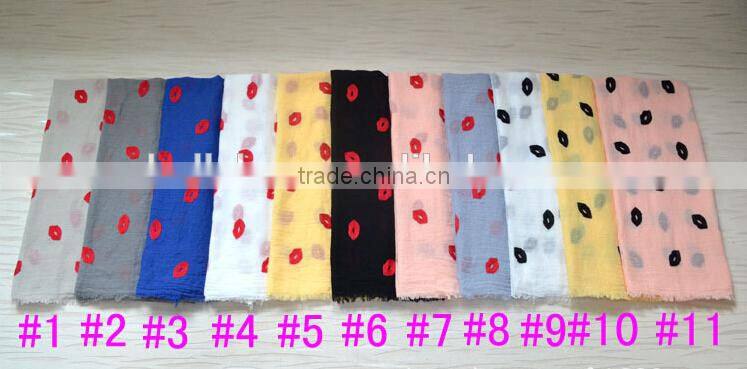 Fashion Ladies' Lip Three-dimensional Embroideried Cotton Scarf Plain Shawl