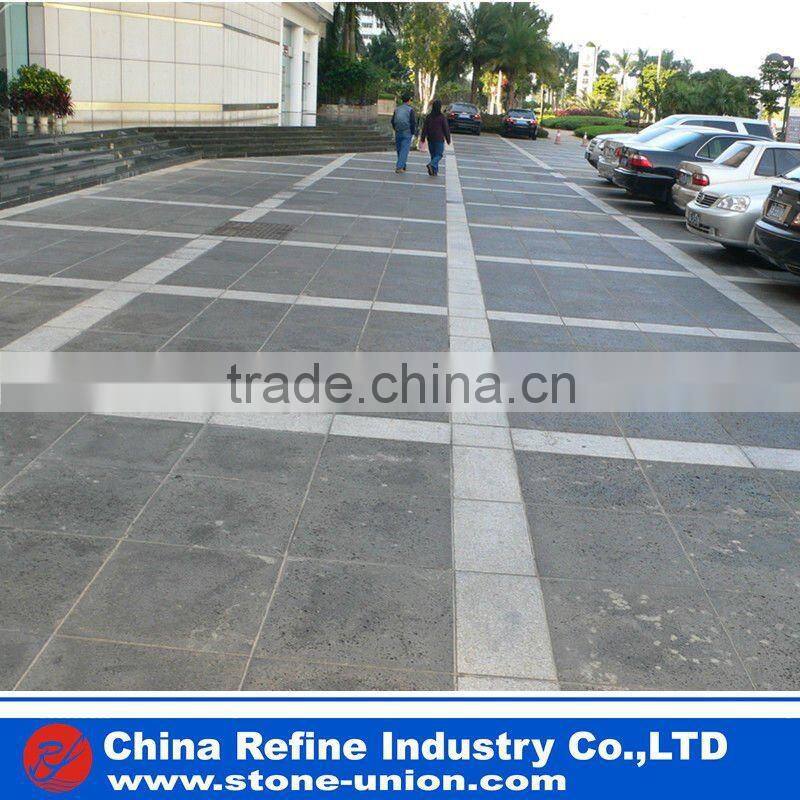 Black baslat sawn cut(with tiny pore)