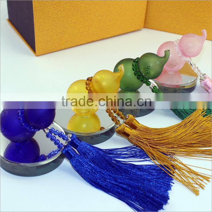 2016 new design empty crystal car perfume bottle