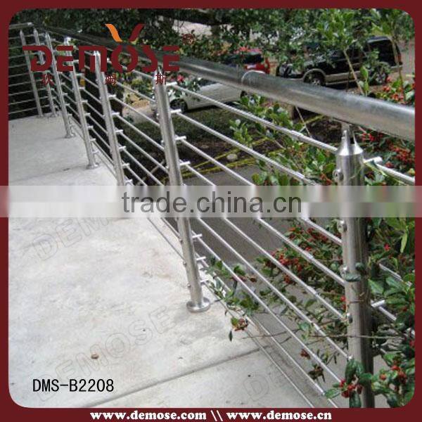 outdoor steel railing design / hand name railings
