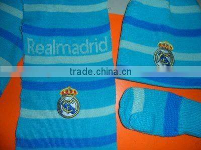 Real Madrid knitted set ---- hat gloves scarf set