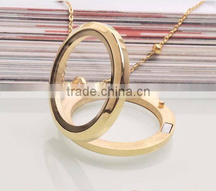 Hot Gold Locket Designs