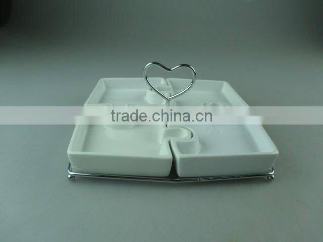 Stocklot white ceramic puzzle shape divided plate with iron stand in cheap price